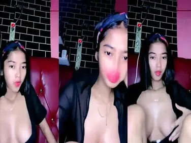 Hilly Live Toket Gede Goyang Ritme Nonstop Viral Hot poster