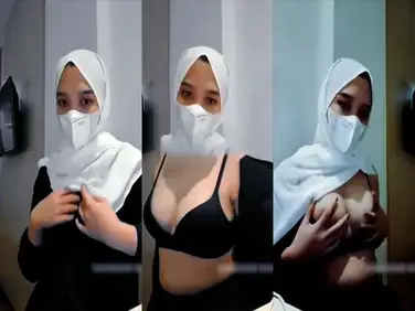 Premium Video Hijab Camilla 2 Tobrut Montok Digoyang Ganas Lumer poster