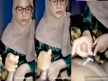 Rayu Adik Sepupu Nakal Hisap Kontol Mantap poster